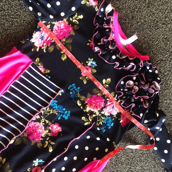 Floral and Polka Dot Asymmetrical Top - Picture 4 of 4